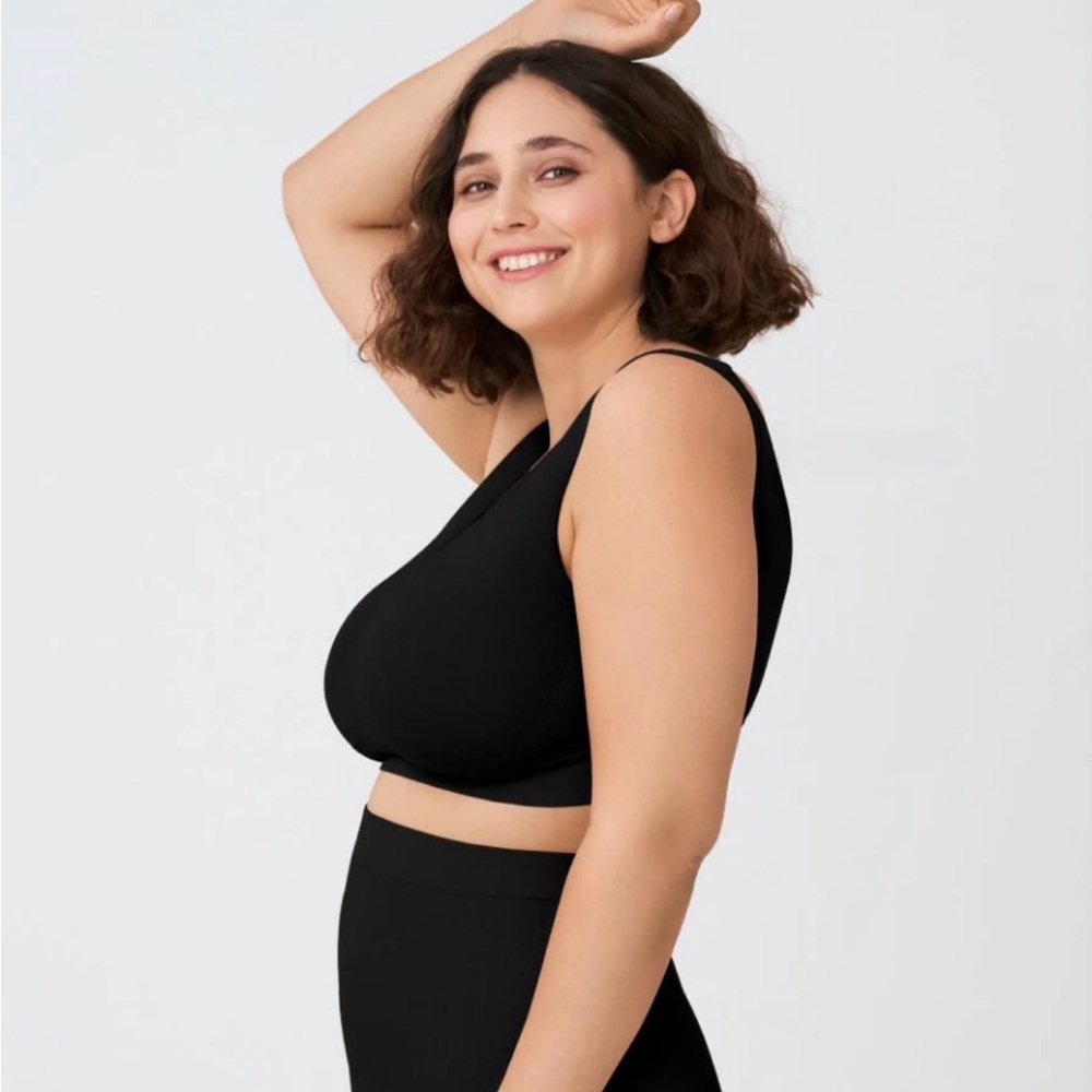 NEW NWT Nuderie Bra Throw-on Wireless Shaping Bralette Black XXXL